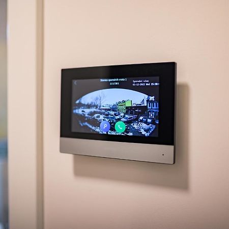 Apartman Epilux トゥズラ エクステリア 写真