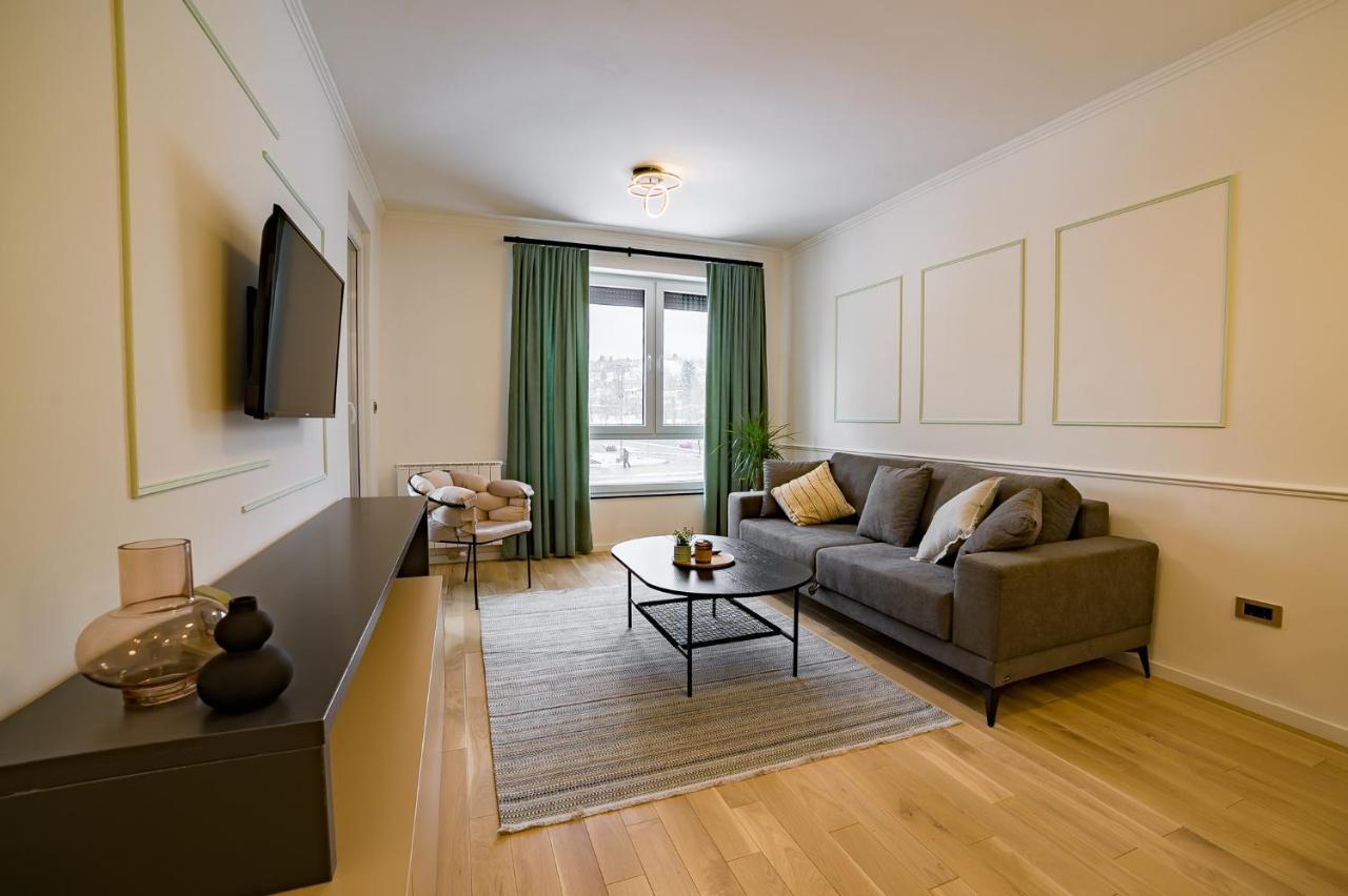 Apartman Epilux トゥズラ エクステリア 写真