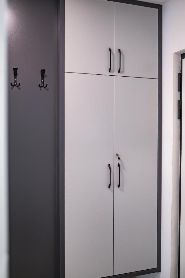 Apartman Epilux トゥズラ エクステリア 写真