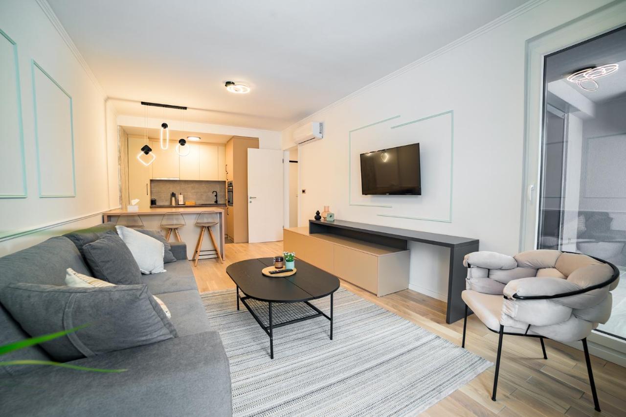Apartman Epilux トゥズラ エクステリア 写真